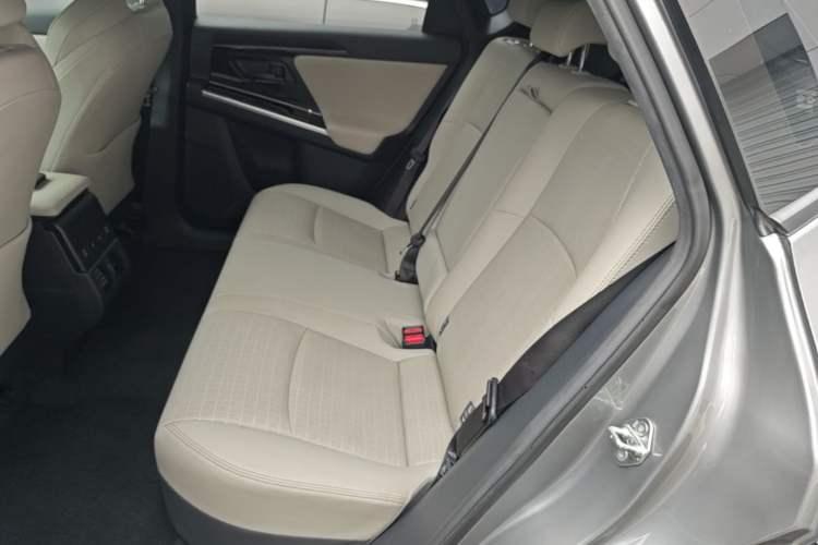 Used Toyota FAW bZ4X 2022 Four-Wheel-Drive High-Performance PRO Edition Left Rear Seat