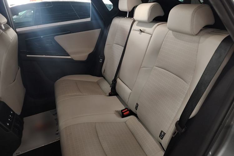Used Toyota FAW bZ4X 2022 Four-Wheel-Drive High-Performance PRO Edition Left Rear Seat