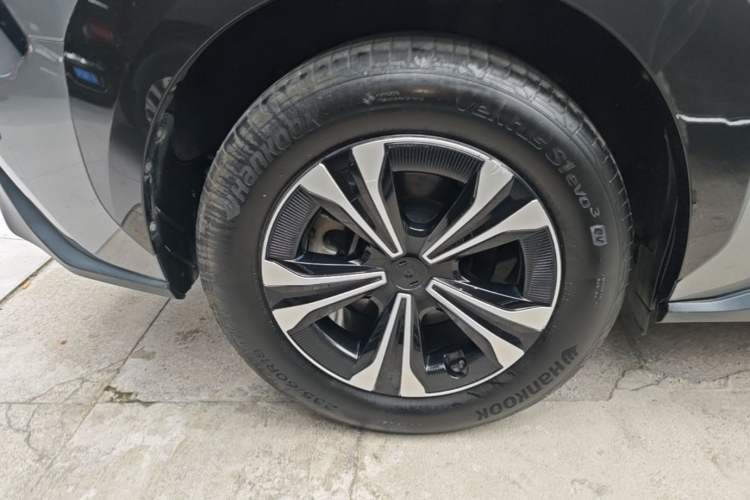 Used Toyota FAW bZ4X 2022 Four-Wheel-Drive High-Performance PRO Edition Right Rear Wheel Hub
