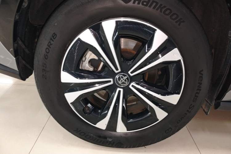 Used Toyota FAW bZ4X 2022 Four-Wheel-Drive High-Performance PRO Edition Right Rear Wheel Hub