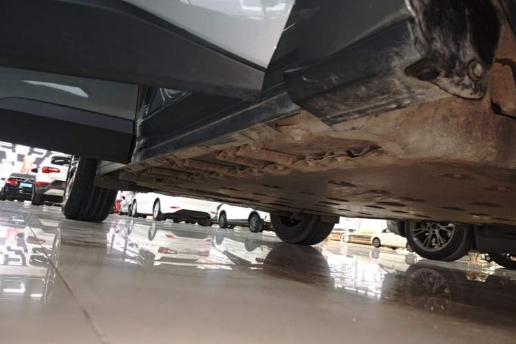 Used Toyota FAW bZ4X 2022 Four-Wheel-Drive High-Performance PRO Edition Right Side Sill
