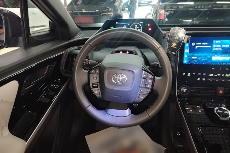Used Toyota FAW bZ4X 2022 Four-Wheel-Drive High-Performance PRO Edition Steering Wheel