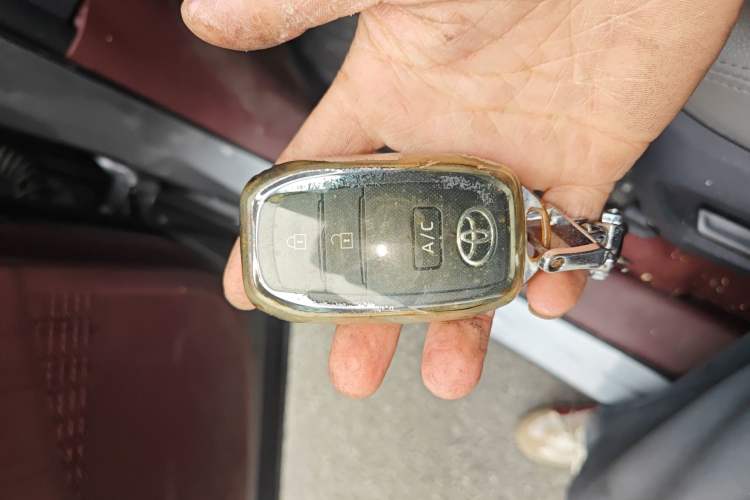 Used Toyota FAW bZ4X 2022 Two-Wheel Drive Long-Range PRO Version Vehicle Key