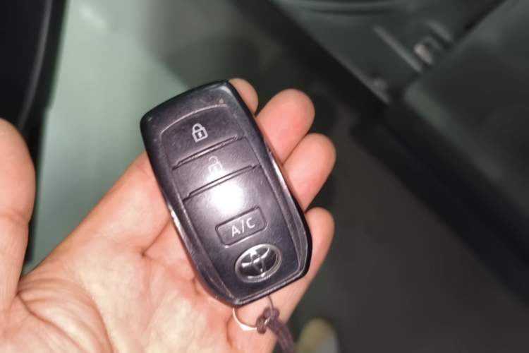 Used Toyota FAW bZ4X 2022 Four-Wheel-Drive High-Performance PRO Edition Vehicle Key