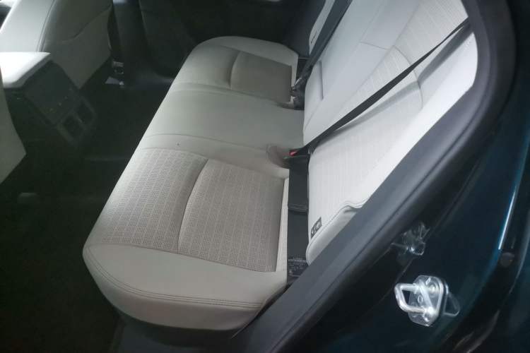 Used Toyota FAW bZ4X 2022 Four-Wheel-Drive High-Performance PRO Edition Left Rear Seat