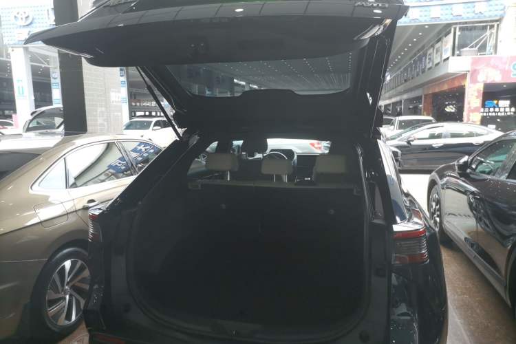Used Toyota FAW bZ4X 2022 Four-Wheel-Drive High-Performance PRO Edition Trunk