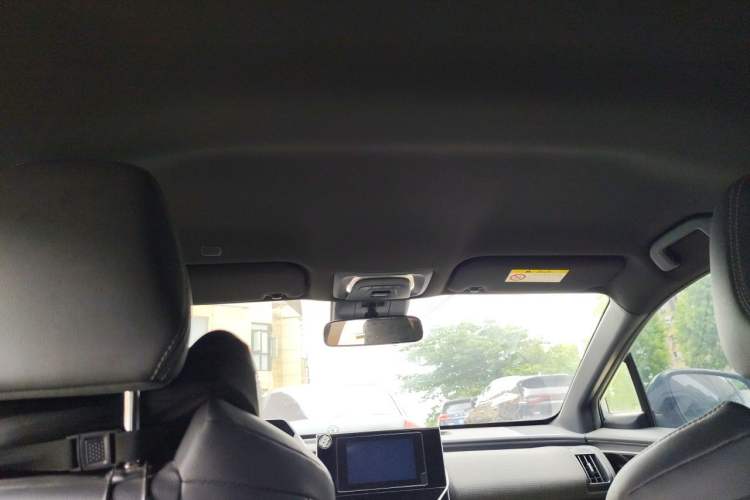 Used Toyota FAW bZ4X 2022 Two-Wheel-Drive Long-Range JOY Edition Headliner