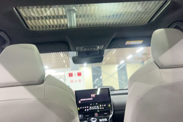 Used Toyota FAW bZ4X 2022 Four-Wheel-Drive High-Performance PRO Edition Headliner