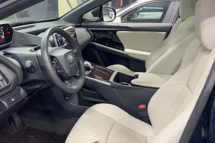 Used Toyota FAW bZ4X 2022 Four-Wheel-Drive High-Performance PRO Edition Left Front Seat