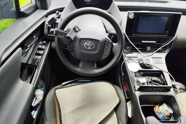 Used Toyota FAW bZ4X 2022 Two-Wheel-Drive Long-Range JOY Edition Steering Wheel