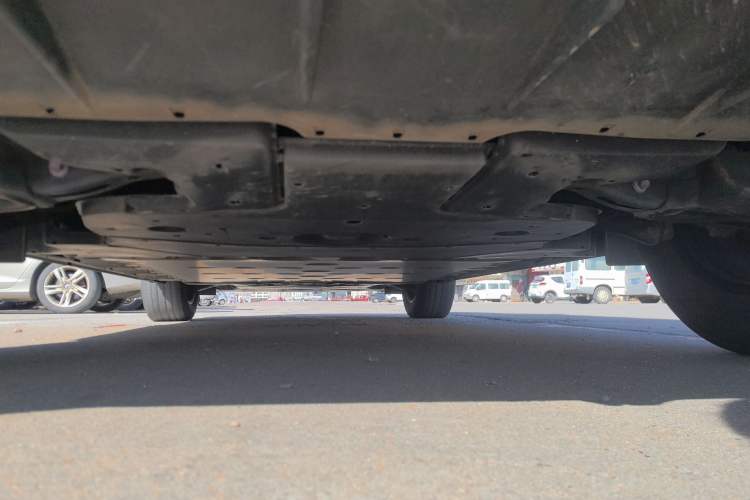 Used Toyota FAW bZ4X 2022 Two-Wheel-Drive Long-Range JOY Edition Chassis Rear