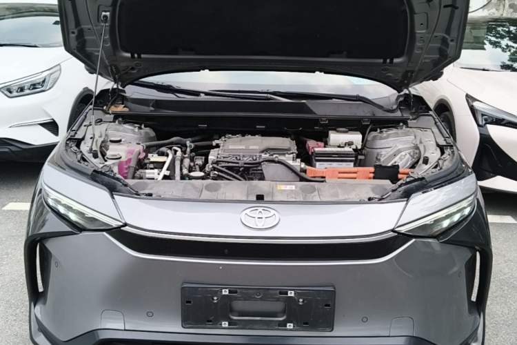 Used Toyota FAW bZ4X 2022 Four-Wheel-Drive High-Performance PRO Edition Engine Bay