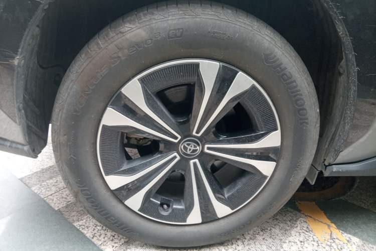 Used Toyota FAW bZ4X 2022 Two-Wheel Drive Long-Range PRO Version Exterior 8