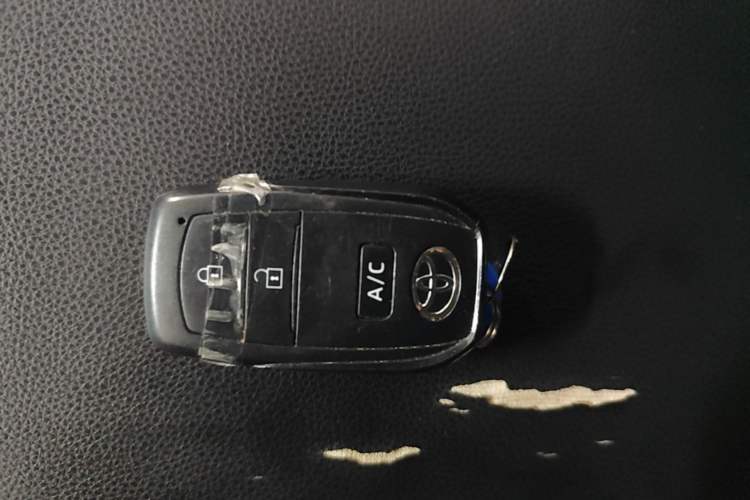 Used Toyota FAW bZ4X 2022 Two-Wheel-Drive Long-Range JOY Edition Interior 1