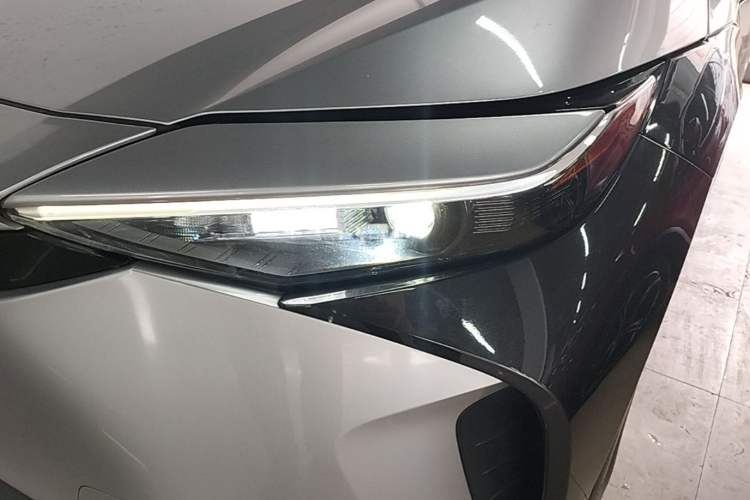 Used Toyota FAW bZ4X 2022 Two-Wheel-Drive Long-Range JOY Edition Left Front Headlight