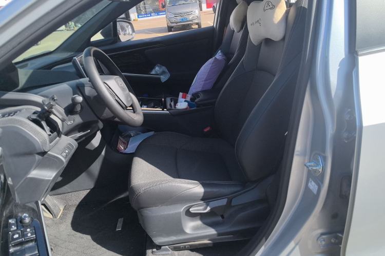 Used Toyota FAW bZ4X 2022 Two-Wheel-Drive Long-Range JOY Edition Left Front Seat