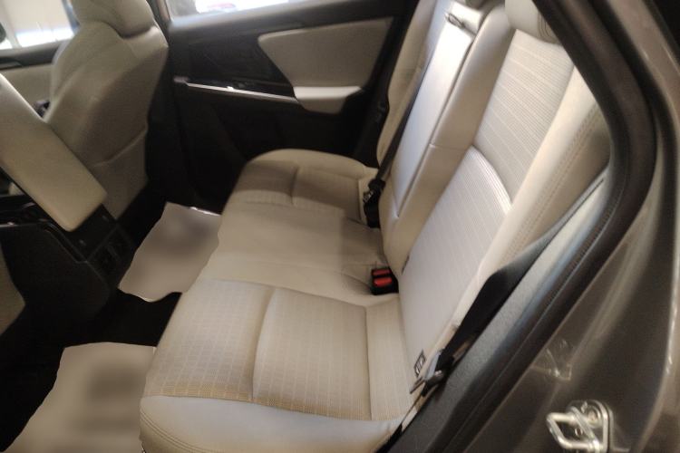 Used Toyota FAW bZ4X 2022 Four-Wheel-Drive High-Performance PRO Edition Left Rear Seat