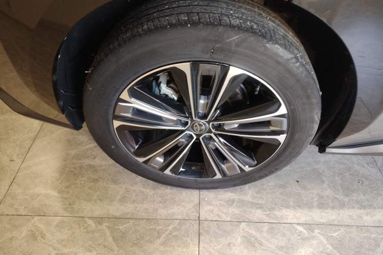 Used Toyota FAW bZ4X 2022 Four-Wheel-Drive High-Performance PRO Edition Right Rear Wheel Hub