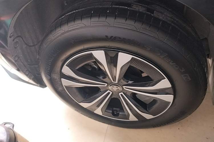 Used Toyota FAW bZ4X 2022 Two-Wheel-Drive Long-Range JOY Edition Right Rear Wheel Hub