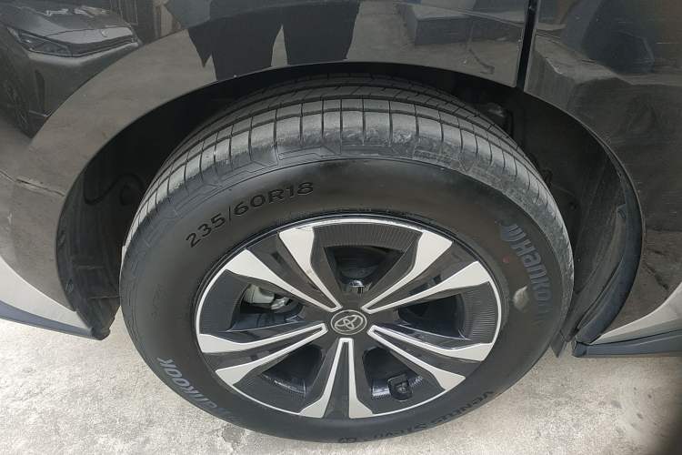 Used Toyota FAW bZ4X 2022 Two-Wheel Drive Long-Range PRO Version Right Rear Wheel Hub