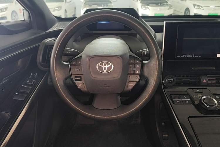 Used Toyota FAW bZ4X 2022 Two-Wheel-Drive Long-Range JOY Edition Steering Wheel