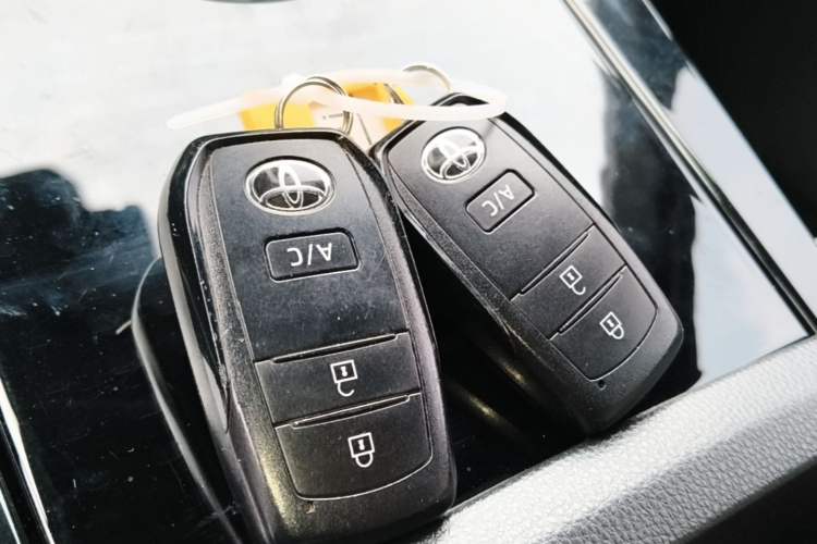 Used Toyota FAW bZ4X 2022 Four-Wheel-Drive High-Performance PRO Edition Vehicle Key