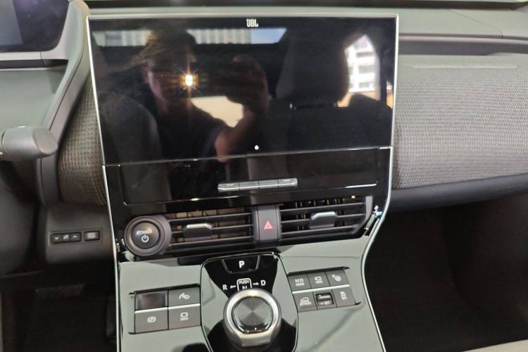 Used Toyota FAW bZ4X 2022 Four-Wheel-Drive High-Performance Premium Edition Audio And AC Panel
