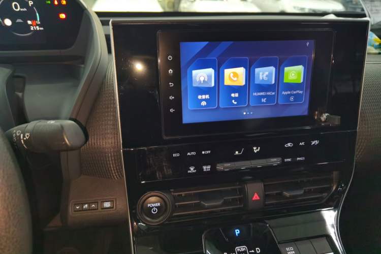 Used Toyota FAW bZ4X 2022 Two-Wheel-Drive Long-Range JOY Edition Audio And AC Panel