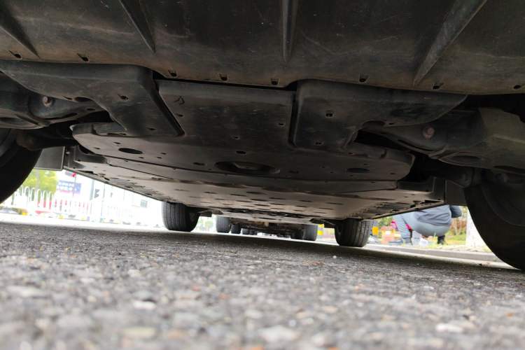 Used Toyota FAW bZ4X 2022 Two-Wheel-Drive Long-Range JOY Edition Chassis Rear