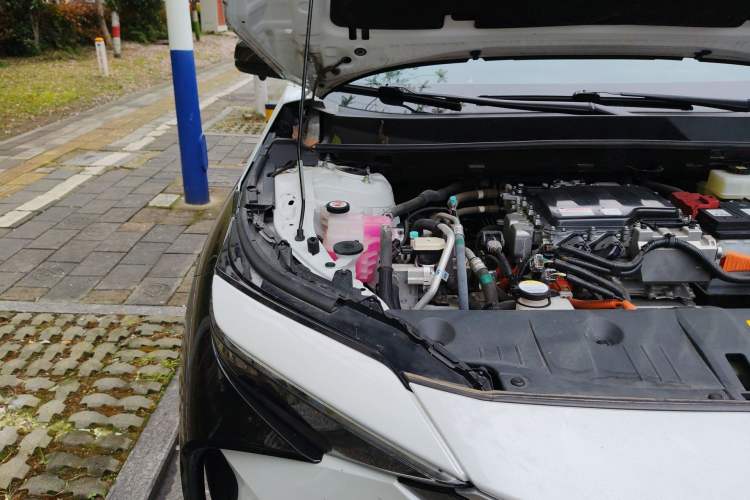 Used Toyota FAW bZ4X 2022 Two-Wheel-Drive Long-Range JOY Edition Engine Bay Right