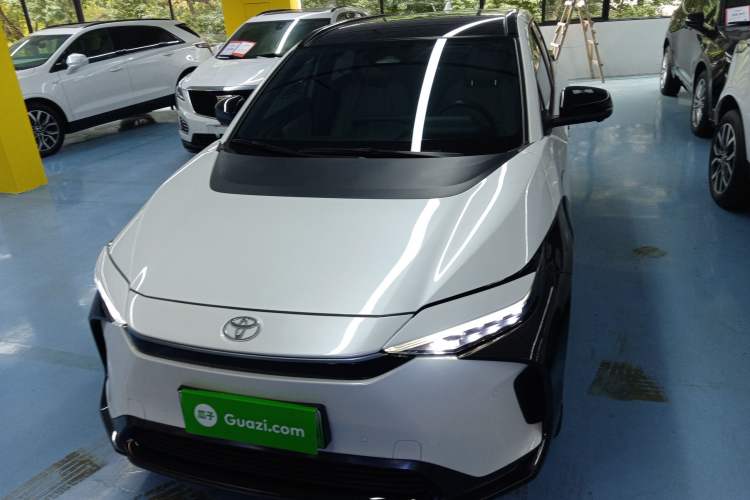 Used Toyota FAW bZ4X 2022 Two-Wheel Drive Long-Range PRO Version Front