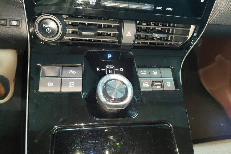 Used Toyota FAW bZ4X 2022 Four-Wheel-Drive High-Performance PRO Edition Gear Lever