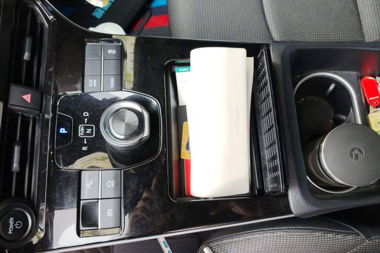 Used Toyota FAW bZ4X 2022 Two-Wheel-Drive Long-Range JOY Edition Gear Lever