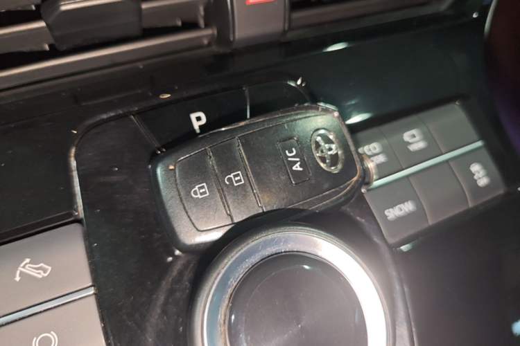 Used Toyota FAW bZ4X 2022 Two-Wheel Drive Long-Range PRO Version Interior 1