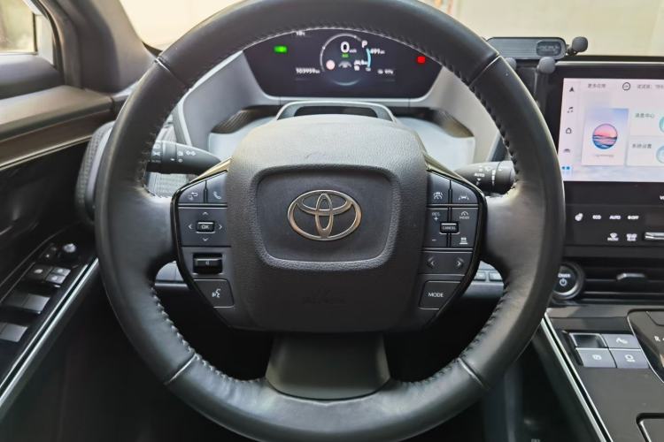 Used Toyota FAW bZ4X 2022 Two-Wheel Drive Long-Range PRO Version Interior 3