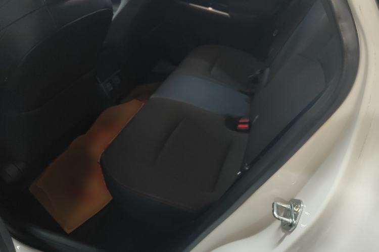 Used Toyota FAW bZ4X 2022 Two-Wheel-Drive Long-Range JOY Edition Left Rear Seat