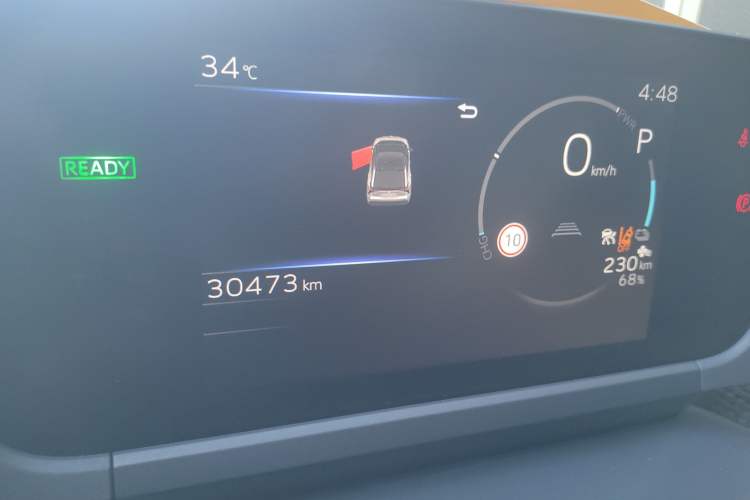 Used Toyota FAW bZ4X 2022 Four-Wheel-Drive High-Performance Premium Edition Odometer Close Up