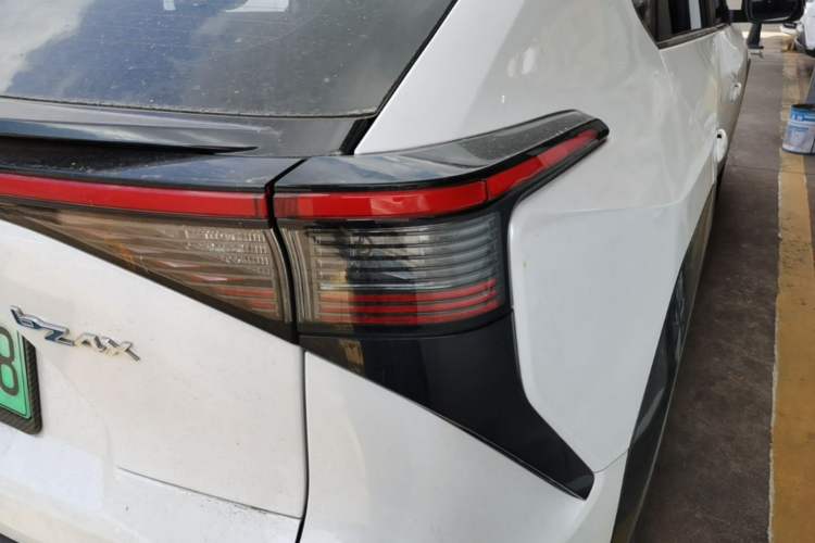 Used Toyota FAW bZ4X 2022 Two-Wheel-Drive Long-Range JOY Edition Right Rear Taillight