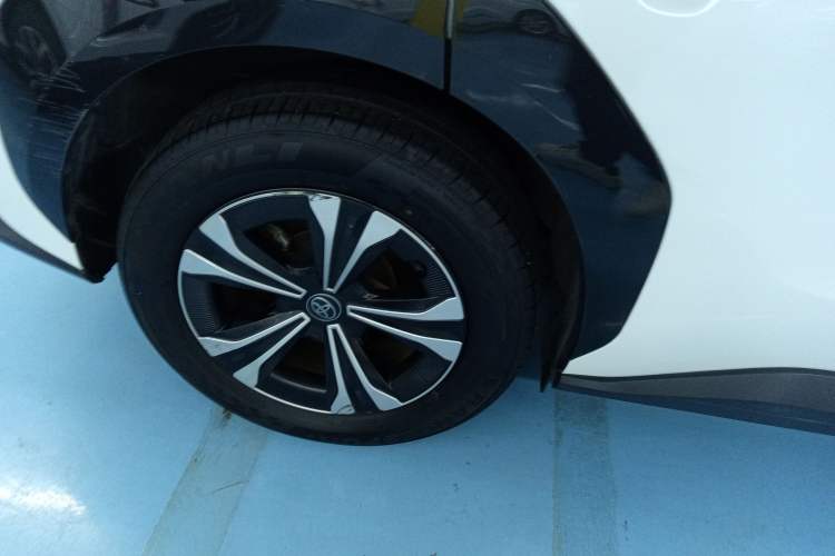 Used Toyota FAW bZ4X 2022 Two-Wheel Drive Long-Range PRO Version Right Rear Wheel Hub
