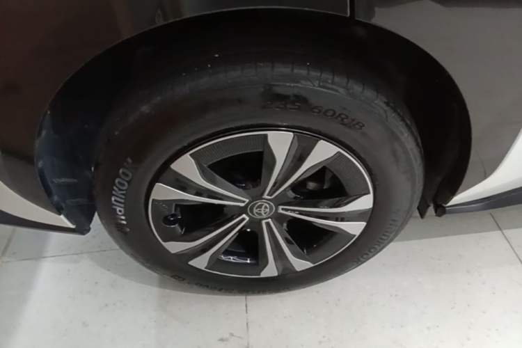 Used Toyota FAW bZ4X 2022 Two-Wheel-Drive Long-Range JOY Edition Right Rear Wheel Hub