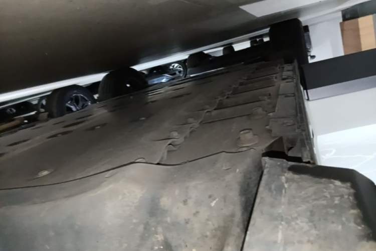 Used Toyota FAW bZ4X 2022 Two-Wheel-Drive Long-Range JOY Edition Right Side Sill