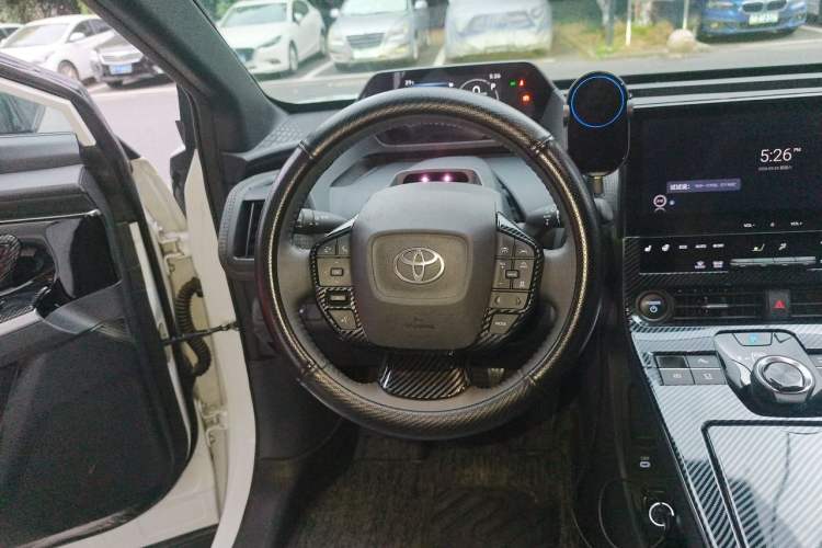 Used Toyota FAW bZ4X 2022 Four-Wheel-Drive High-Performance Premium Edition Steering Wheel
