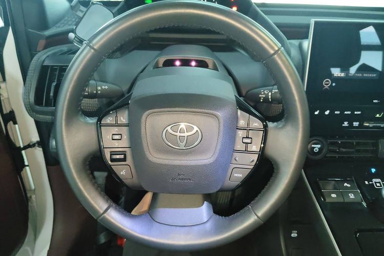 Used Toyota FAW bZ4X 2022 Four-Wheel-Drive High-Performance PRO Edition Steering Wheel