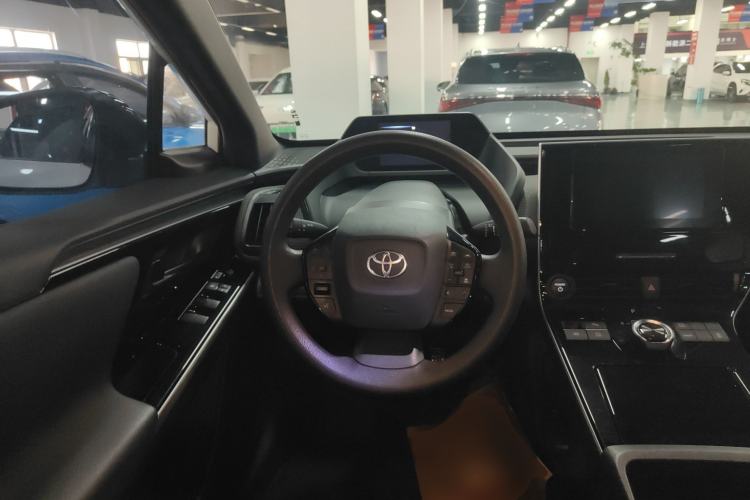 Used Toyota FAW bZ4X 2022 Two-Wheel-Drive Long-Range JOY Edition Steering Wheel
