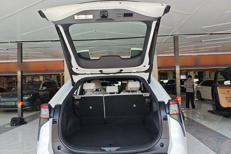 Used Toyota FAW bZ4X 2022 Four-Wheel-Drive High-Performance Premium Edition Trunk