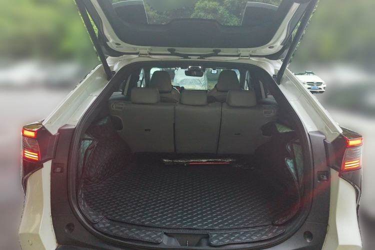 Used Toyota FAW bZ4X 2022 Four-Wheel-Drive High-Performance Premium Edition Trunk