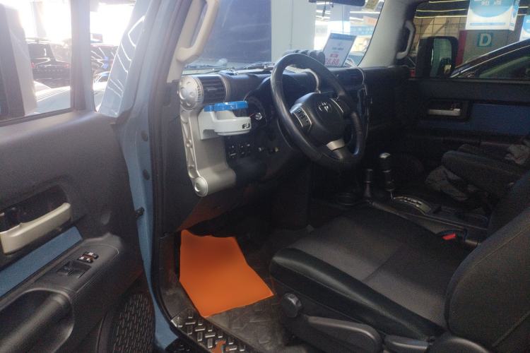 Used Toyota FJ Cruiser  Driver Seat