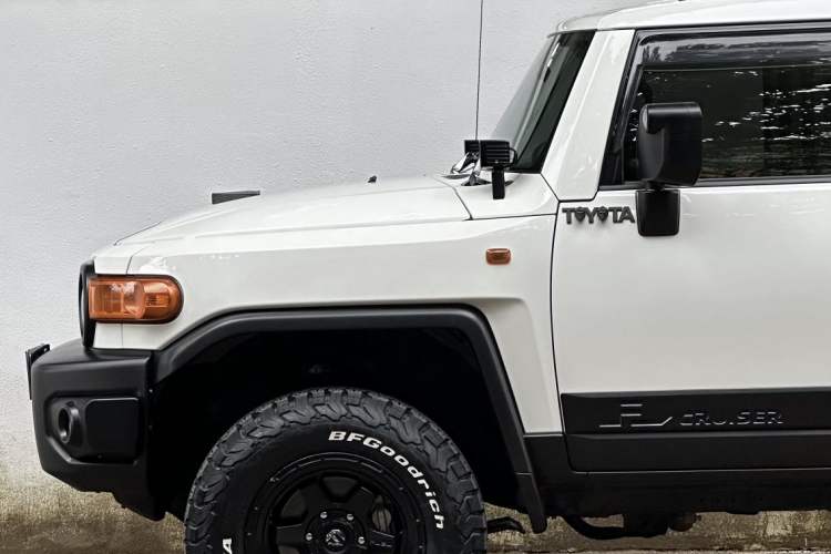 Used Toyota FJ Cruiser  Exterior 1
