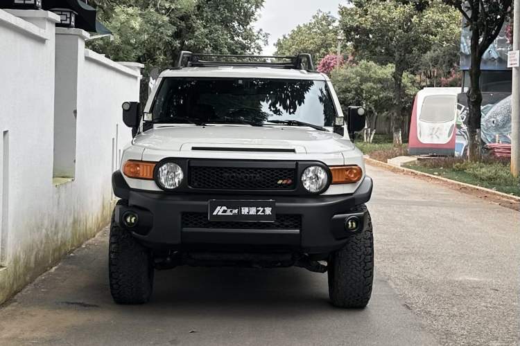 Used Toyota FJ Cruiser  Exterior 7