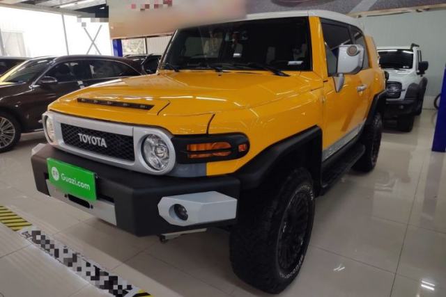 Used Toyota FJ Cruiser 